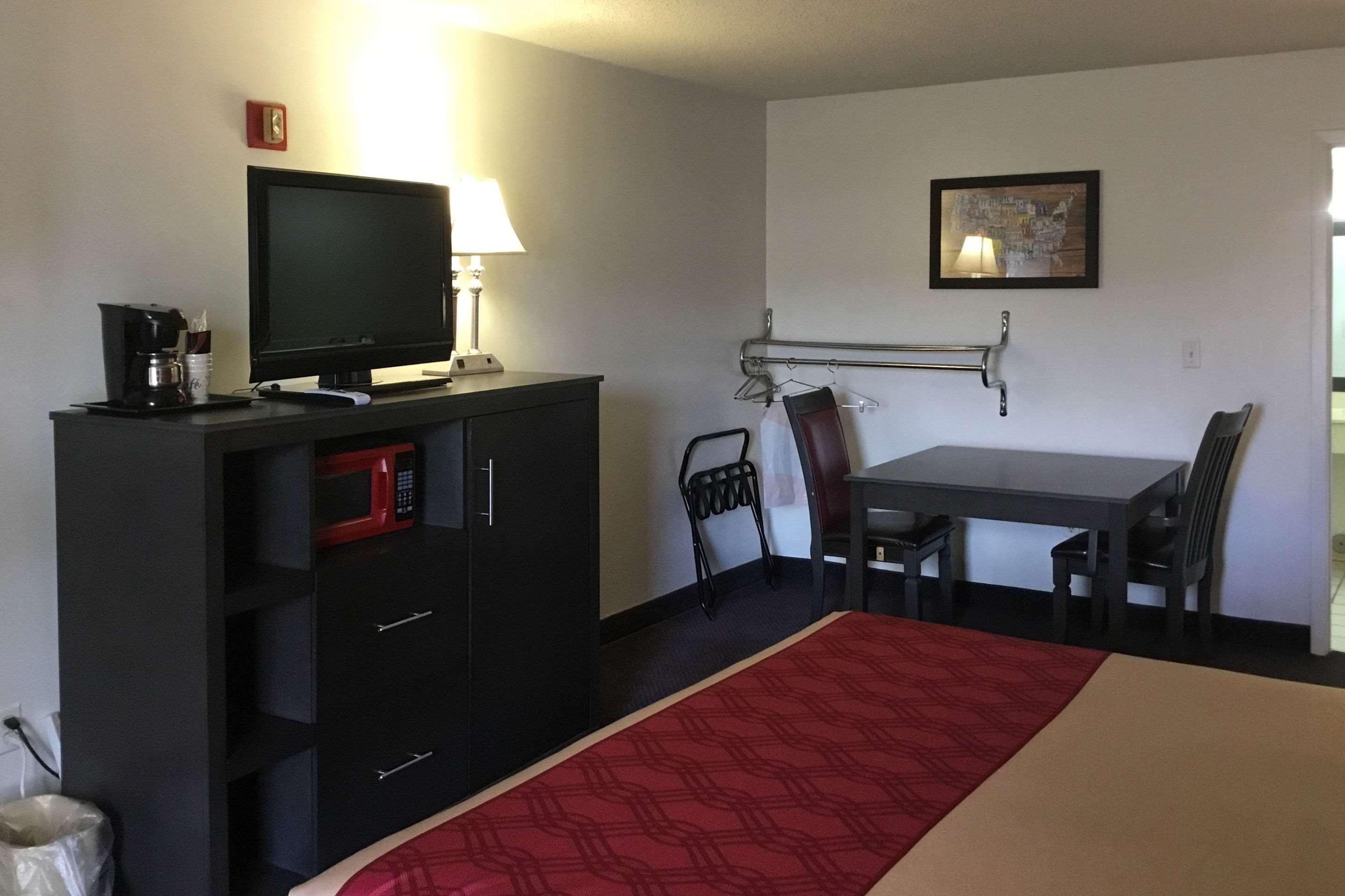 Econo Lodge Ruther Glen Екстер'єр фото