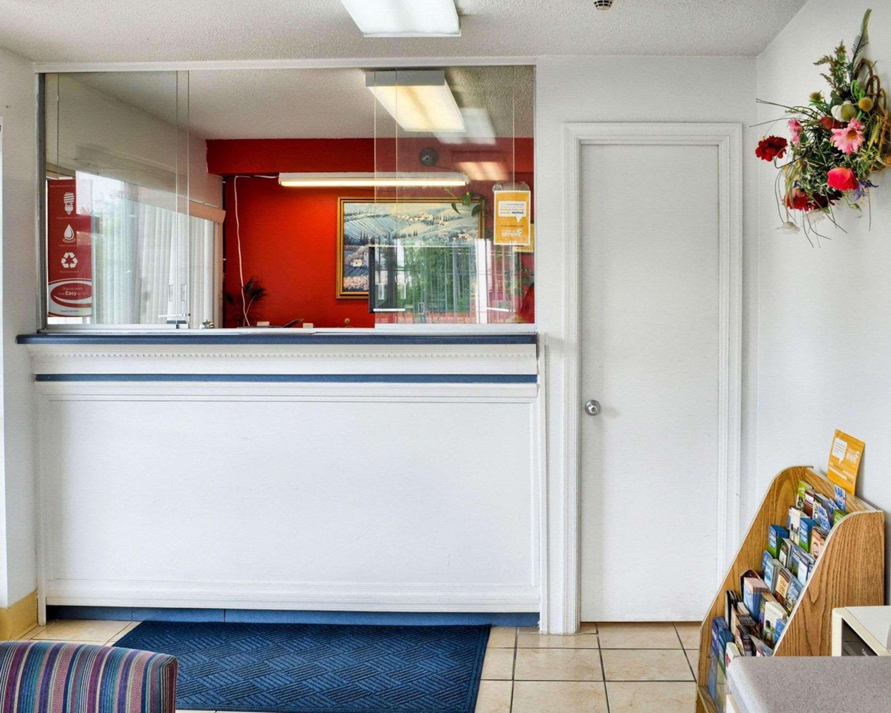 Econo Lodge Ruther Glen Екстер'єр фото