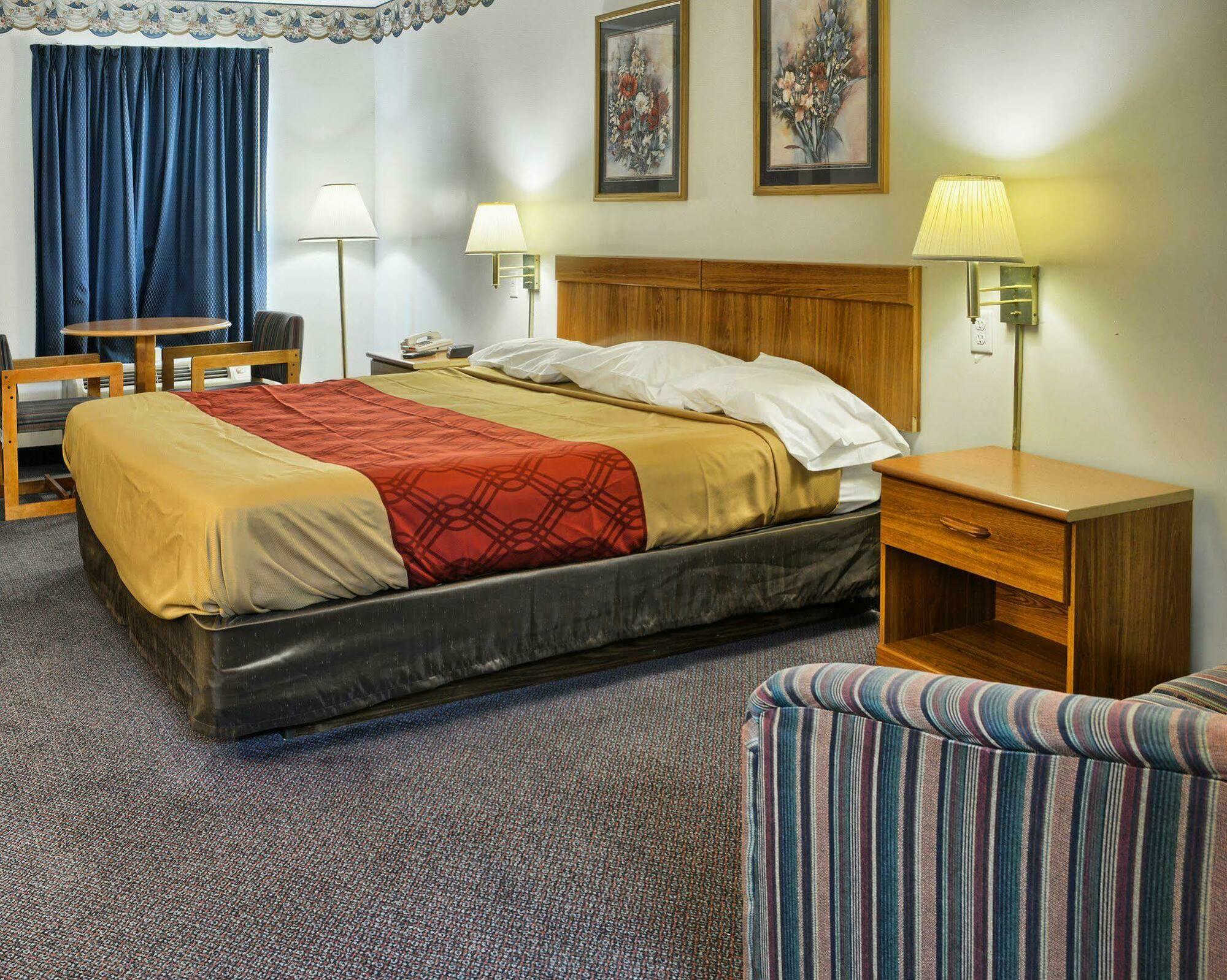 Econo Lodge Ruther Glen Екстер'єр фото